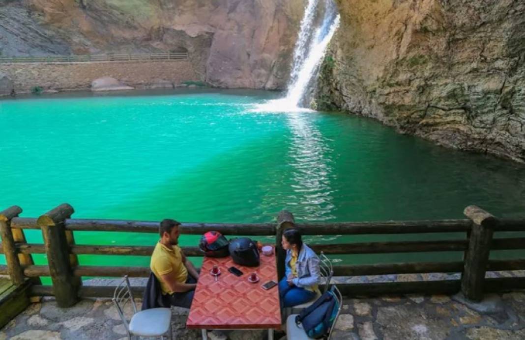 Torosların artık gizli olmayan cenneti: Konya'daki şelaleyi bir de kışın görün 2